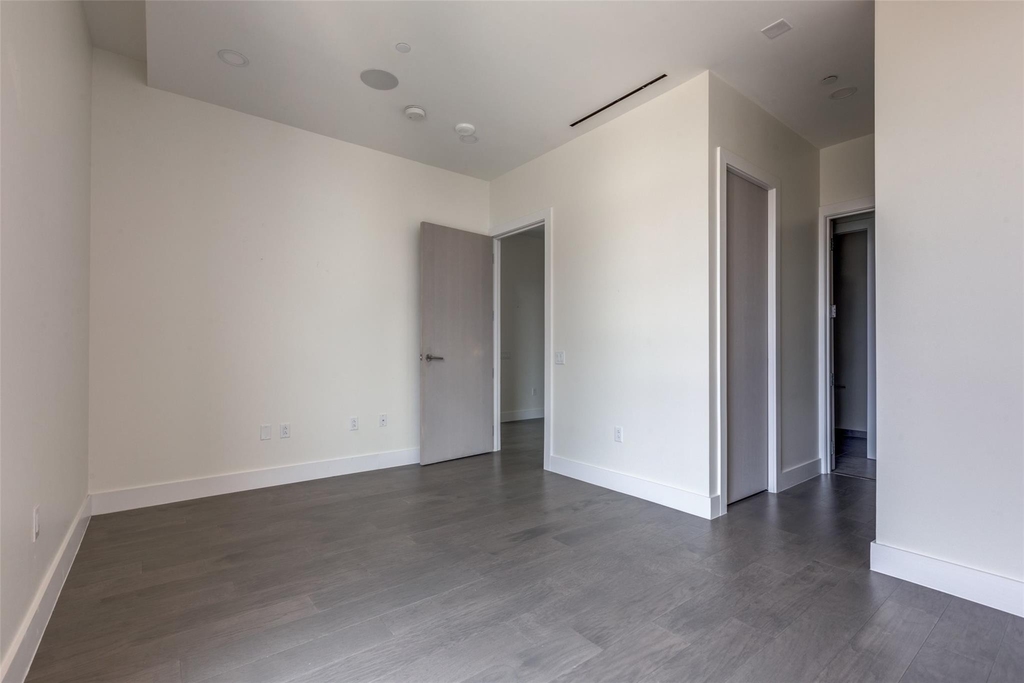 123 Lexington Ave - Photo 7