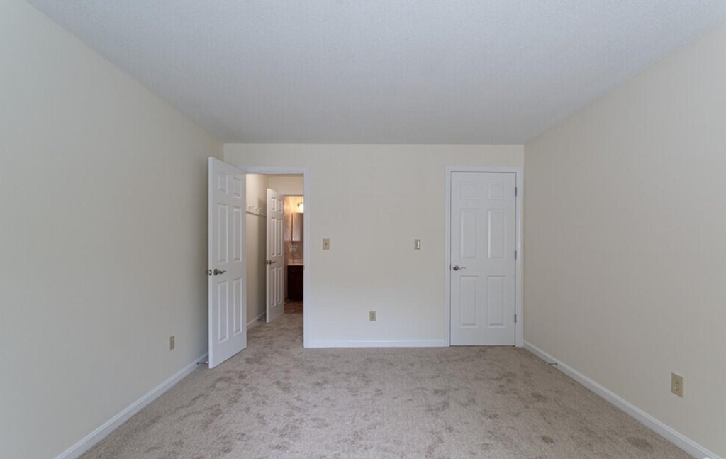 55 Greenview - Photo 5