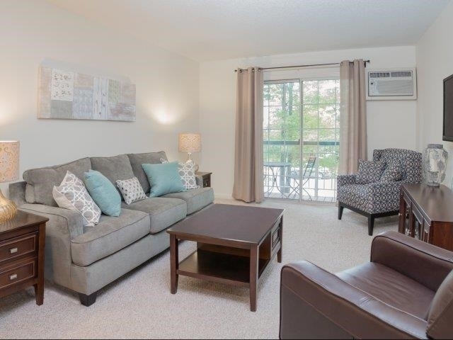 25 Greenview - Photo 3