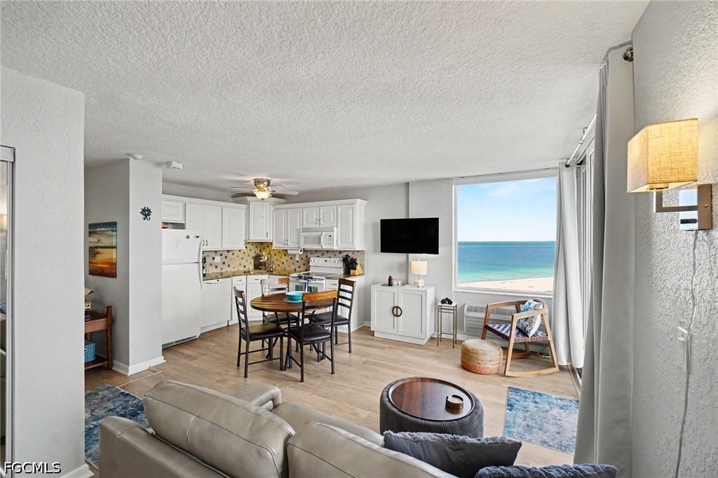 7330 Estero Boulevard - Photo 15