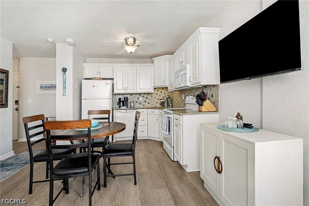 7330 Estero Boulevard - Photo 13