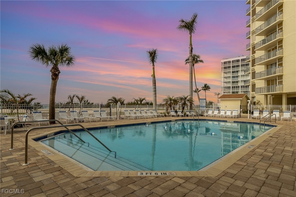 7330 Estero Boulevard - Photo 9