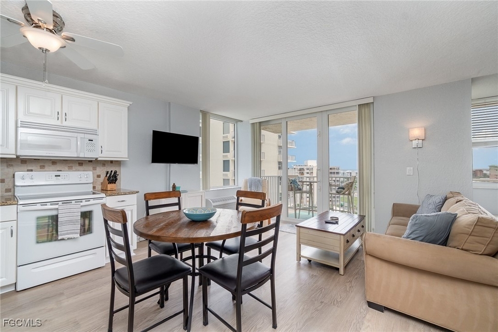 7330 Estero Boulevard - Photo 3