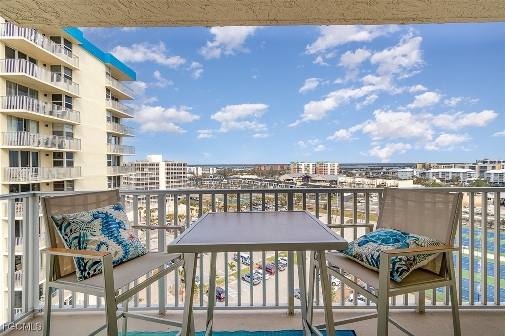 7330 Estero Boulevard - Photo 8
