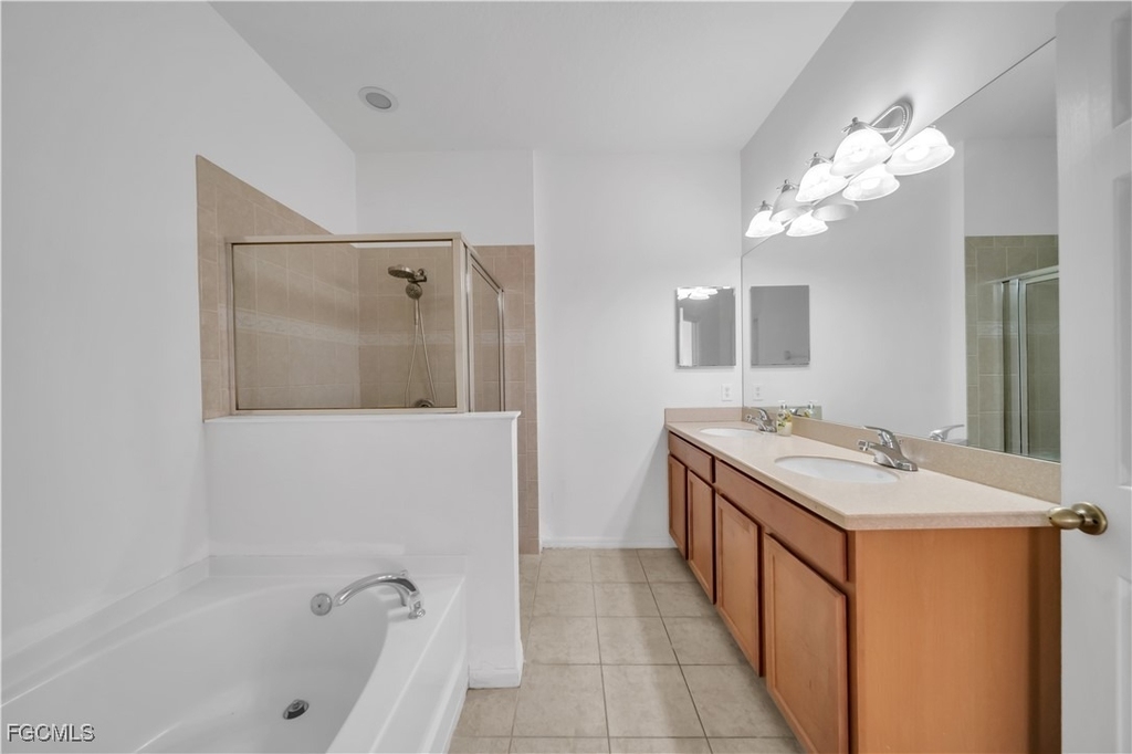 8125 Silver Birch Way - Photo 23