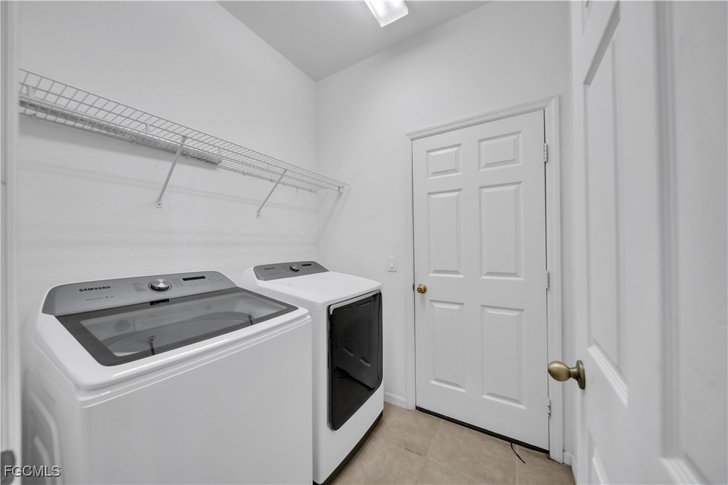 8125 Silver Birch Way - Photo 14