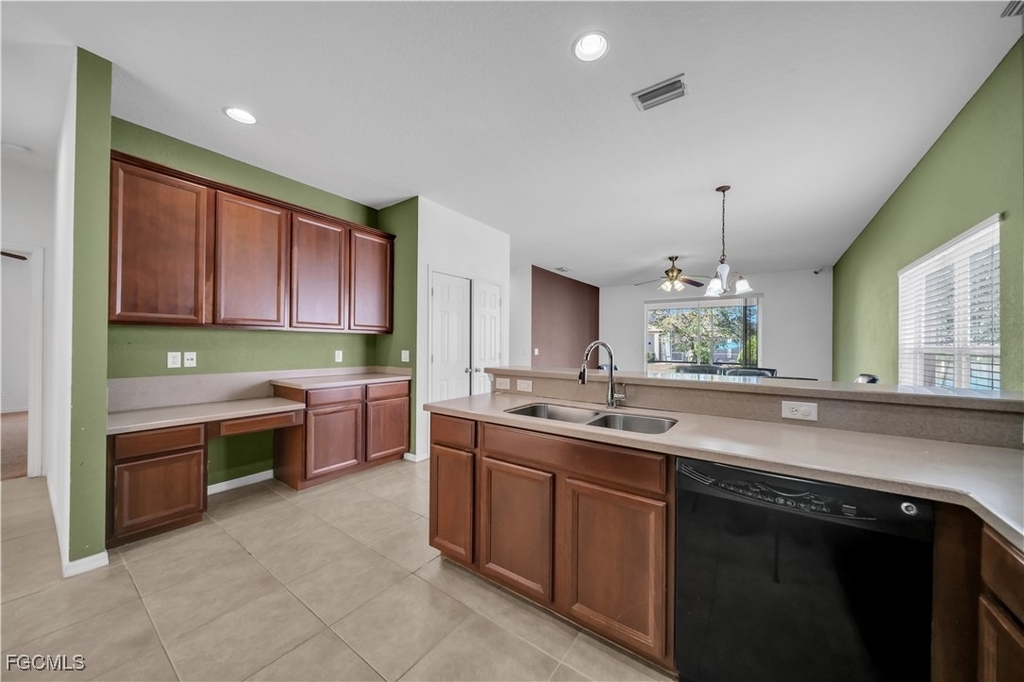 8125 Silver Birch Way - Photo 22