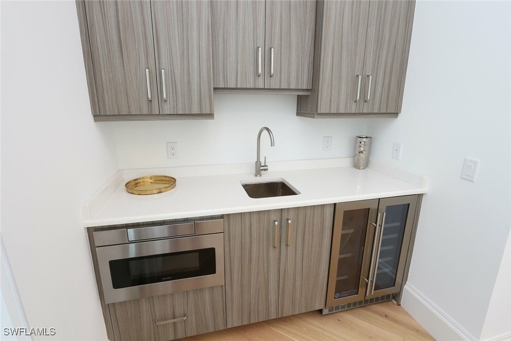 300 2nd Avenue N - Photo 33