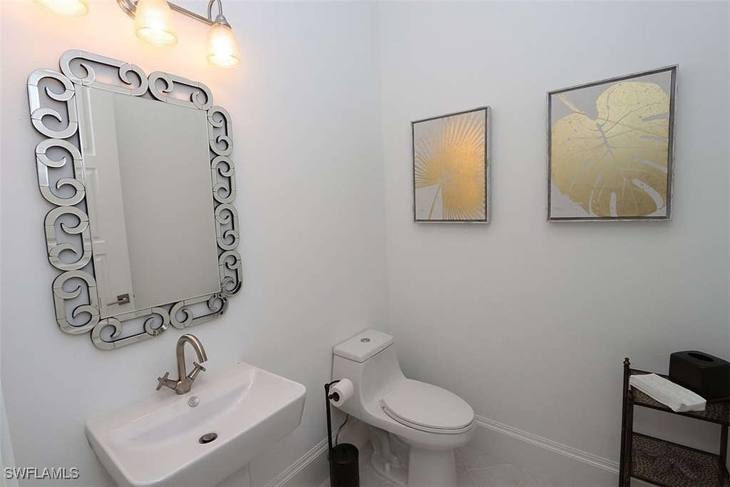 300 2nd Avenue N - Photo 12