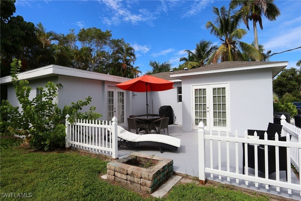 714 11th Street N - Photo 5