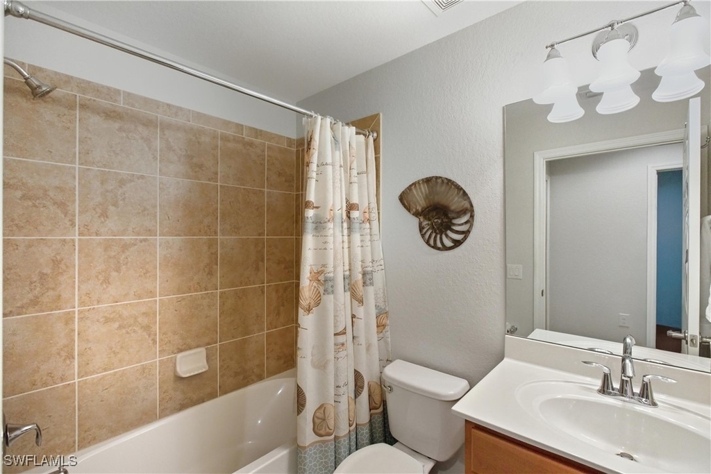 9844 Venezia Circle - Photo 33