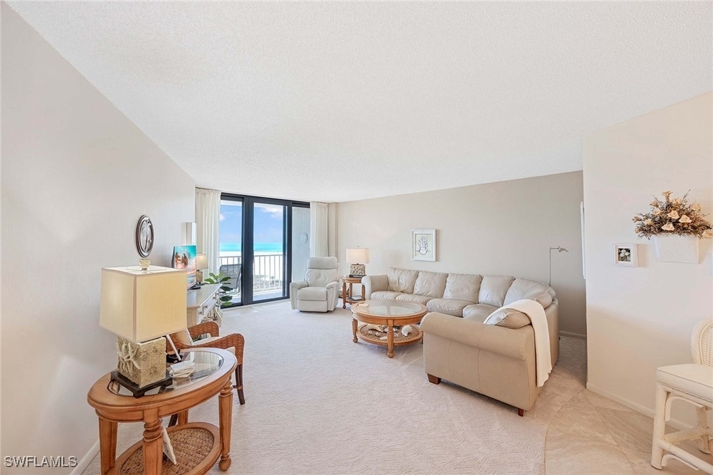 260 Seaview Court - Photo 3