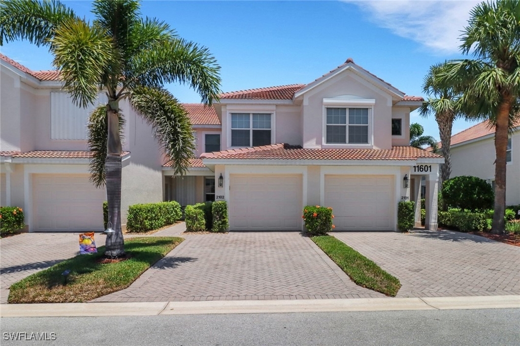 11601 Navarro Way - Photo 0