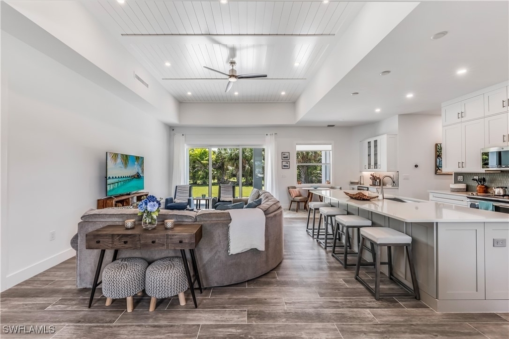 1245 Imperial Drive - Photo 3