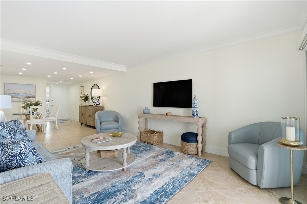 3443 Gulf Shore Boulevard N - Photo 14