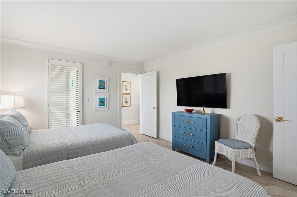 3443 Gulf Shore Boulevard N - Photo 29