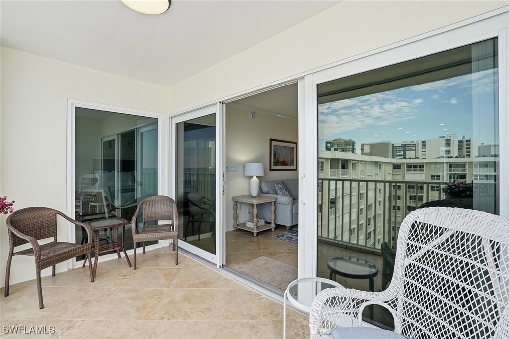 3443 Gulf Shore Boulevard N - Photo 32