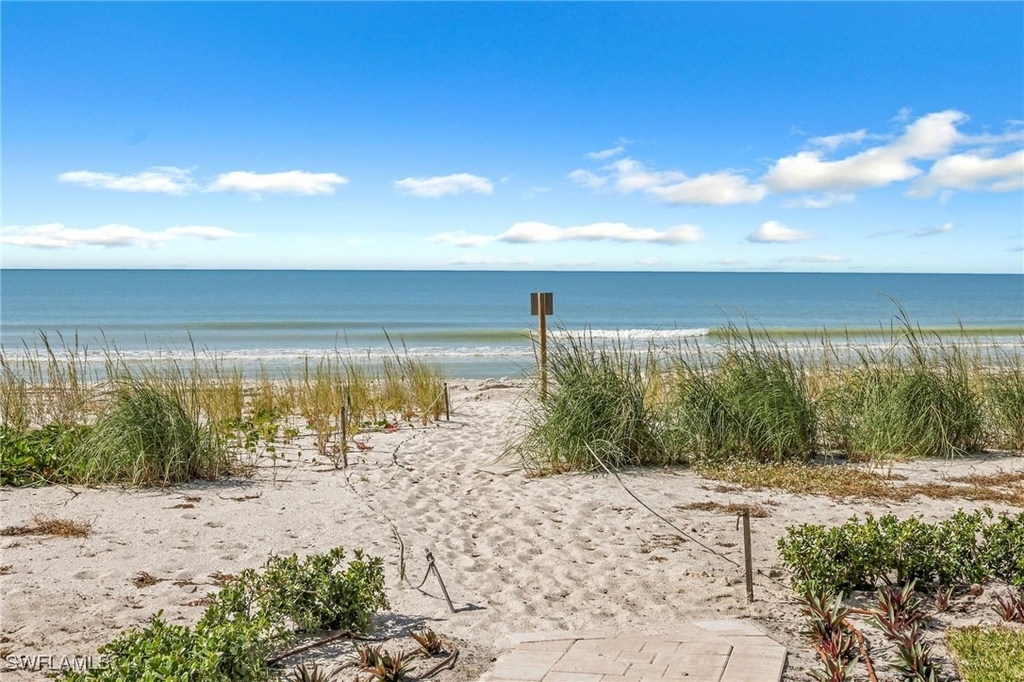 9653 Gulf Shore Drive - Photo 2