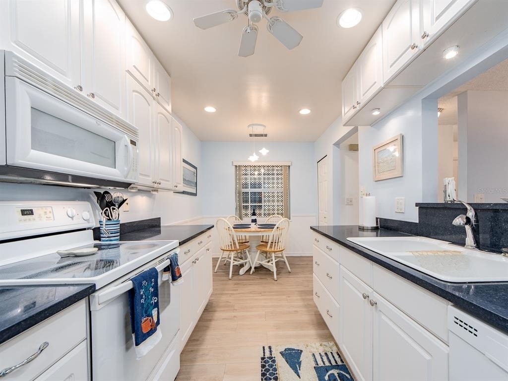 2900 Gulf Boulevard - Photo 12
