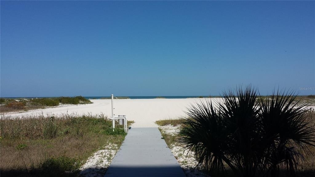 1270 Gulf Boulevard - Photo 3
