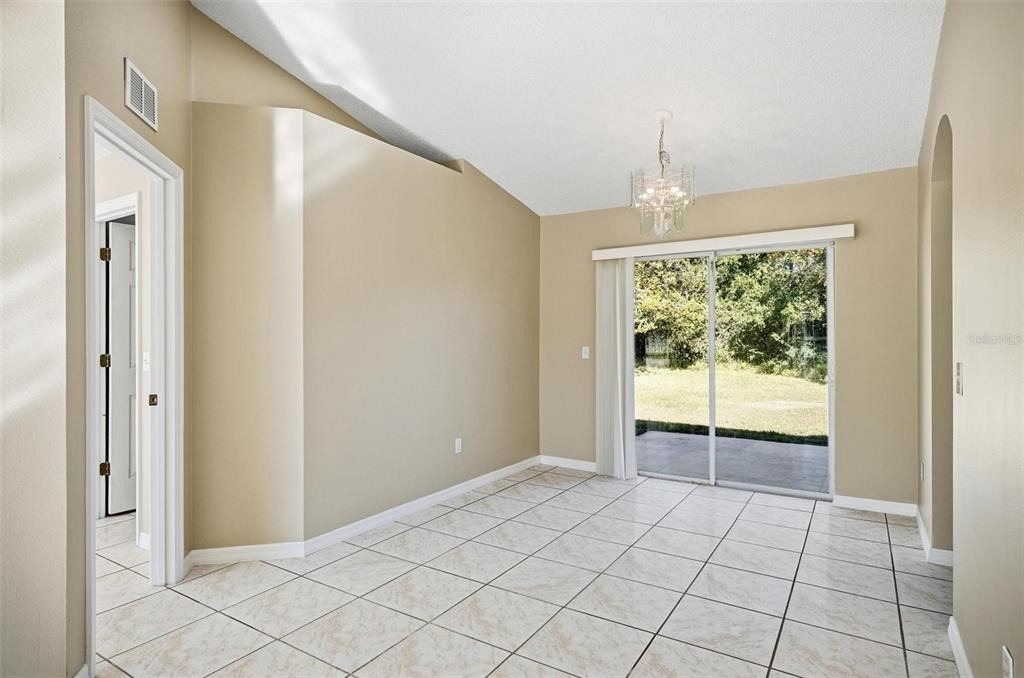 106 La Mancha Drive - Photo 7