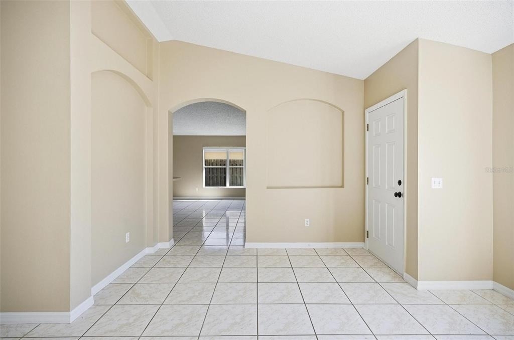 106 La Mancha Drive - Photo 6