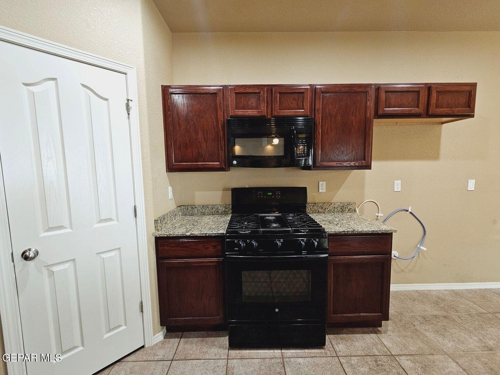 12185 Copper Valley Lane - Photo 9