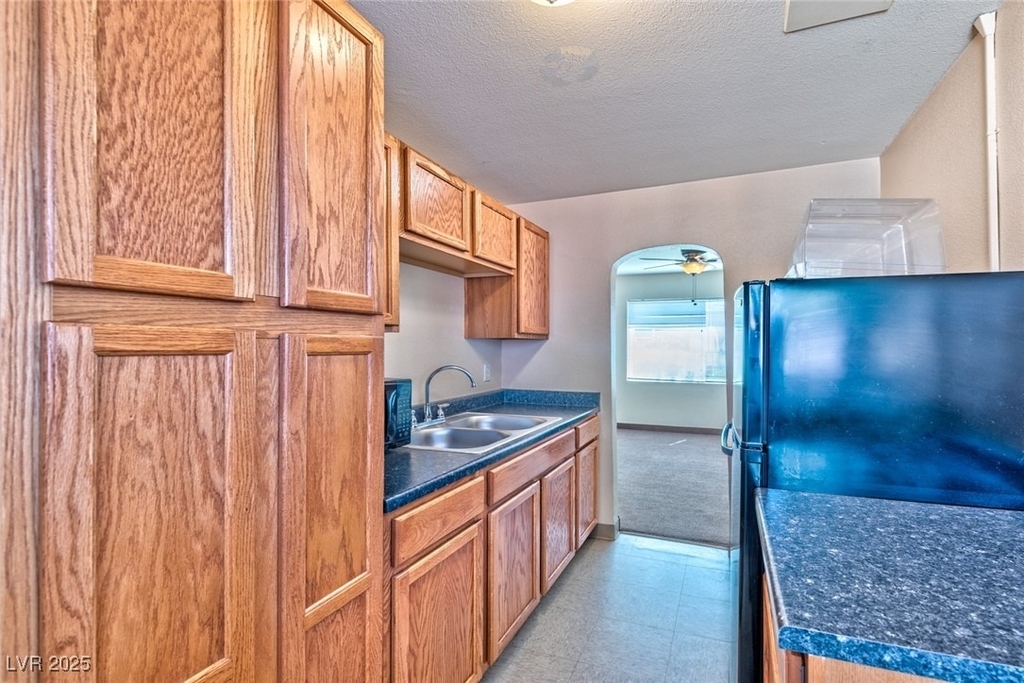 210 N 10th Street - Photo 6