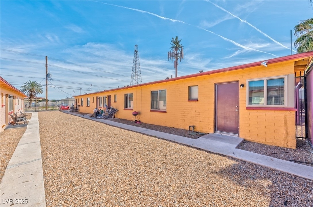 210 N 10th Street - Photo 12