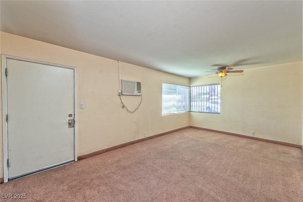 210 N 10th Street - Photo 3