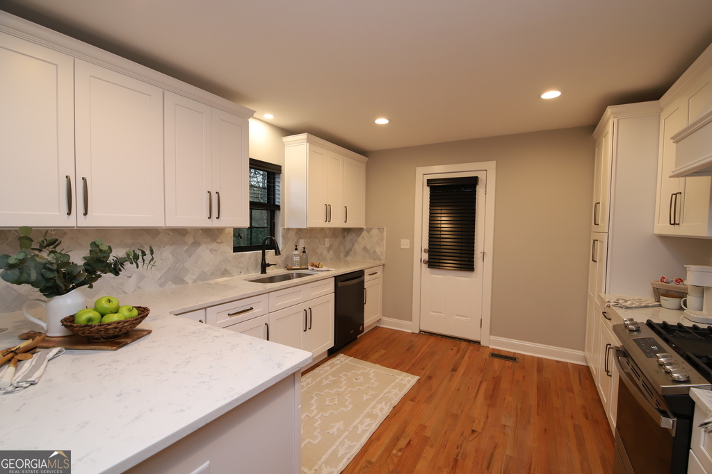 1007 Vernon Street - Photo 8