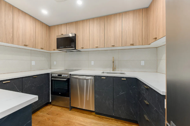 142 Lenox Road - Photo 1