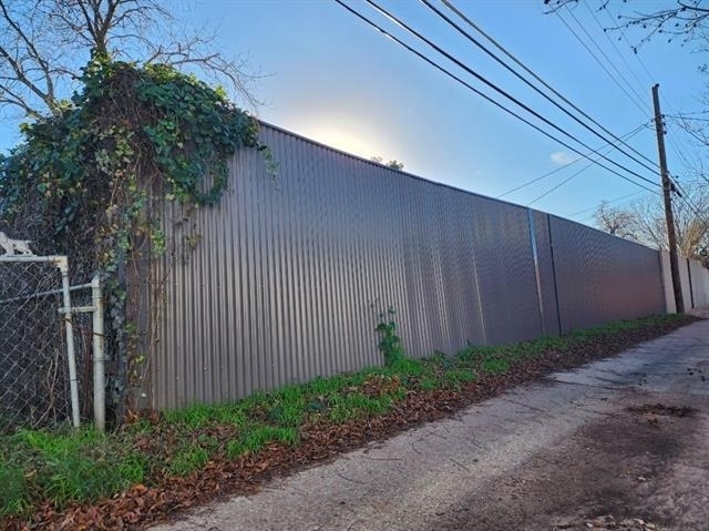 8715 Fairhaven Lane - Photo 11