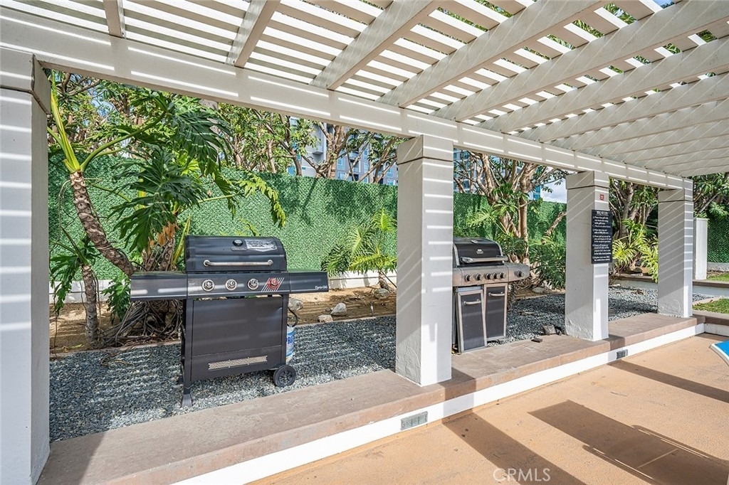 700 E Ocean Blvd - Photo 29