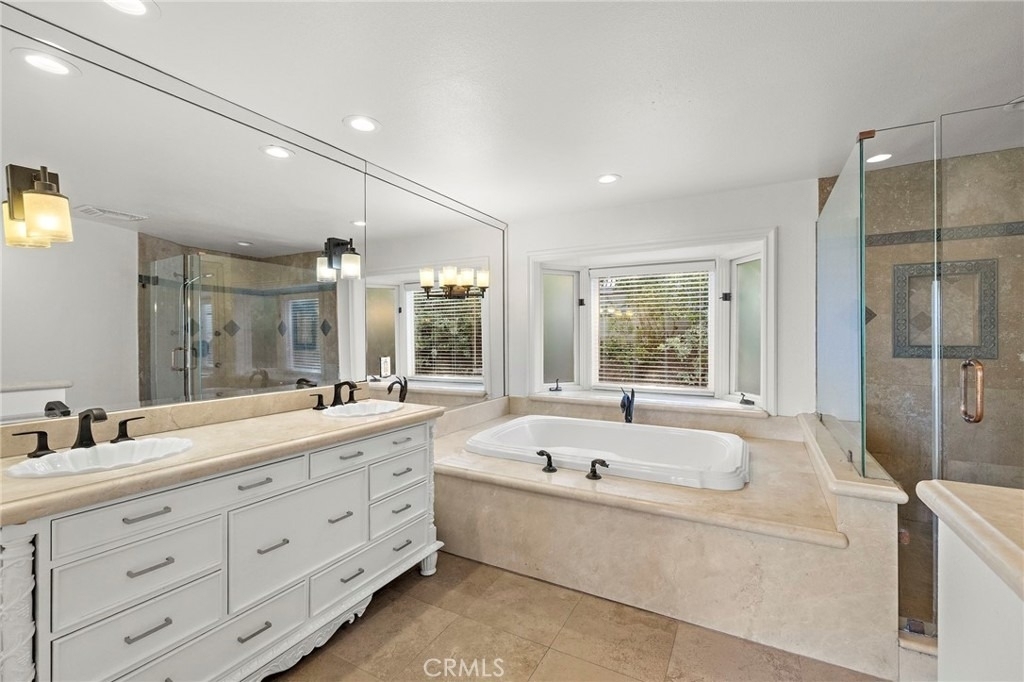 11393 La Vereda Drive - Photo 17