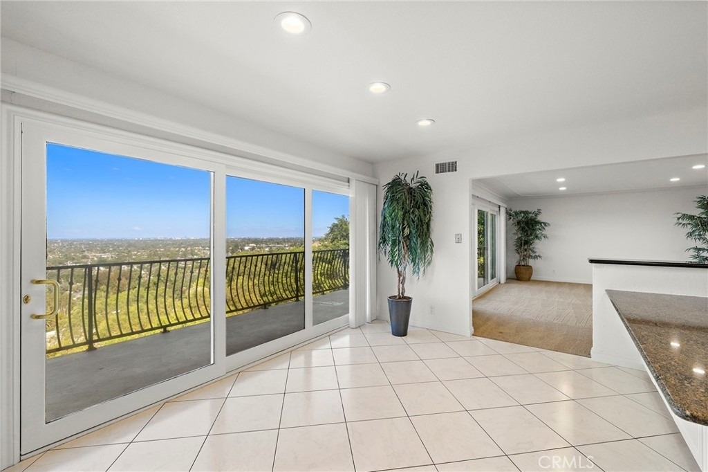 11393 La Vereda Drive - Photo 7