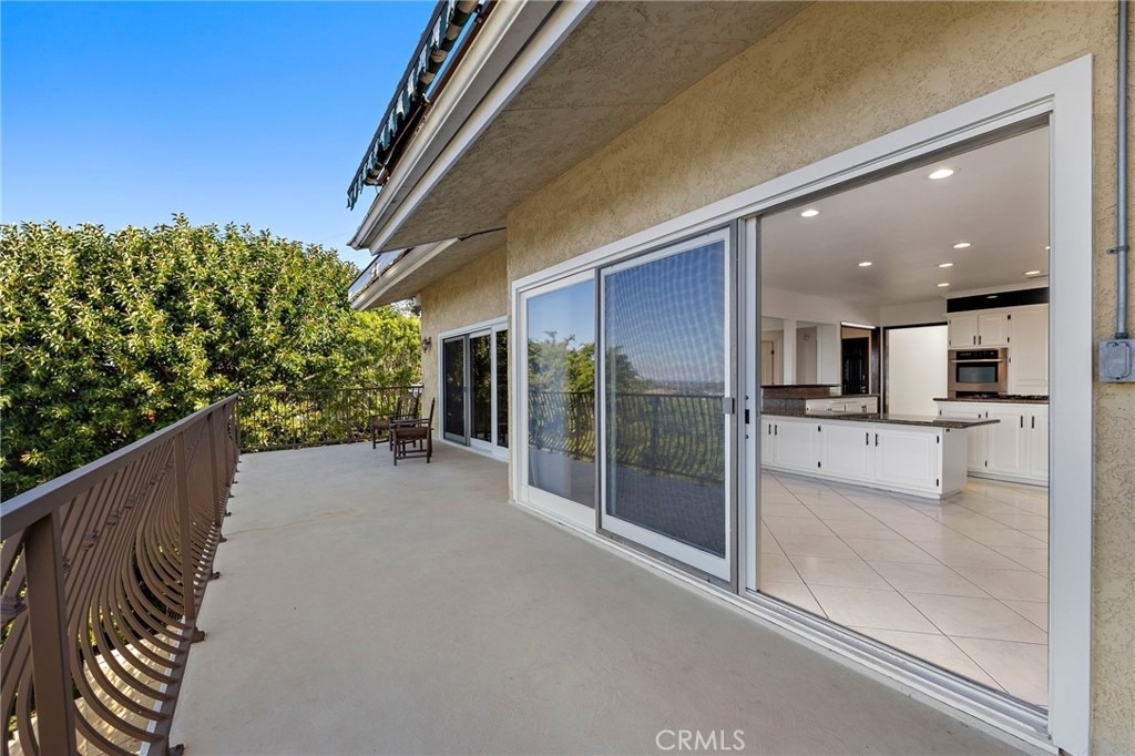 11393 La Vereda Drive - Photo 9