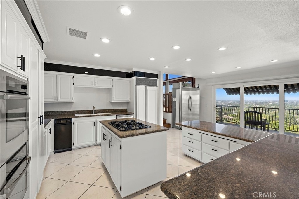 11393 La Vereda Drive - Photo 4