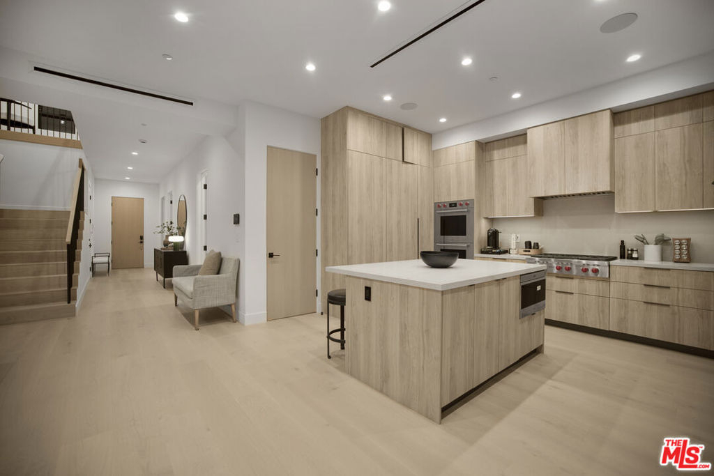 4433 Kraft Avenue - Photo 15
