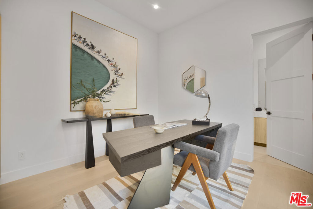 4433 Kraft Avenue - Photo 24