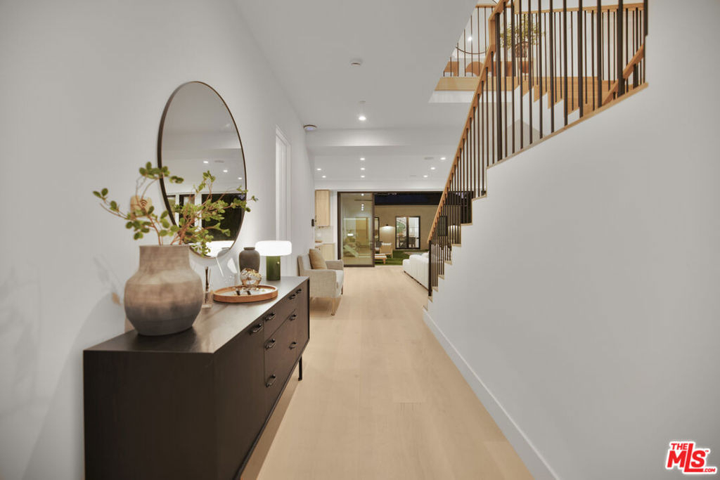 4433 Kraft Avenue - Photo 49