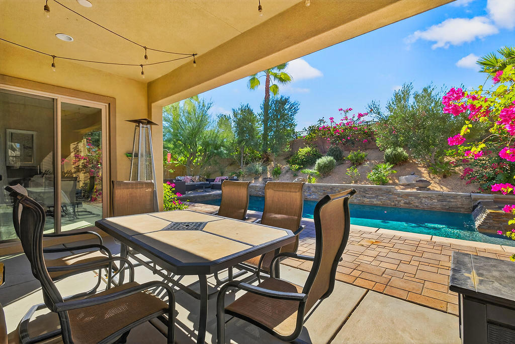35831 Raphael Drive - Photo 2