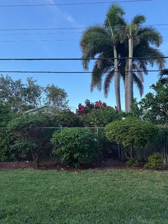 3362 Cynthia Lane - Photo 17