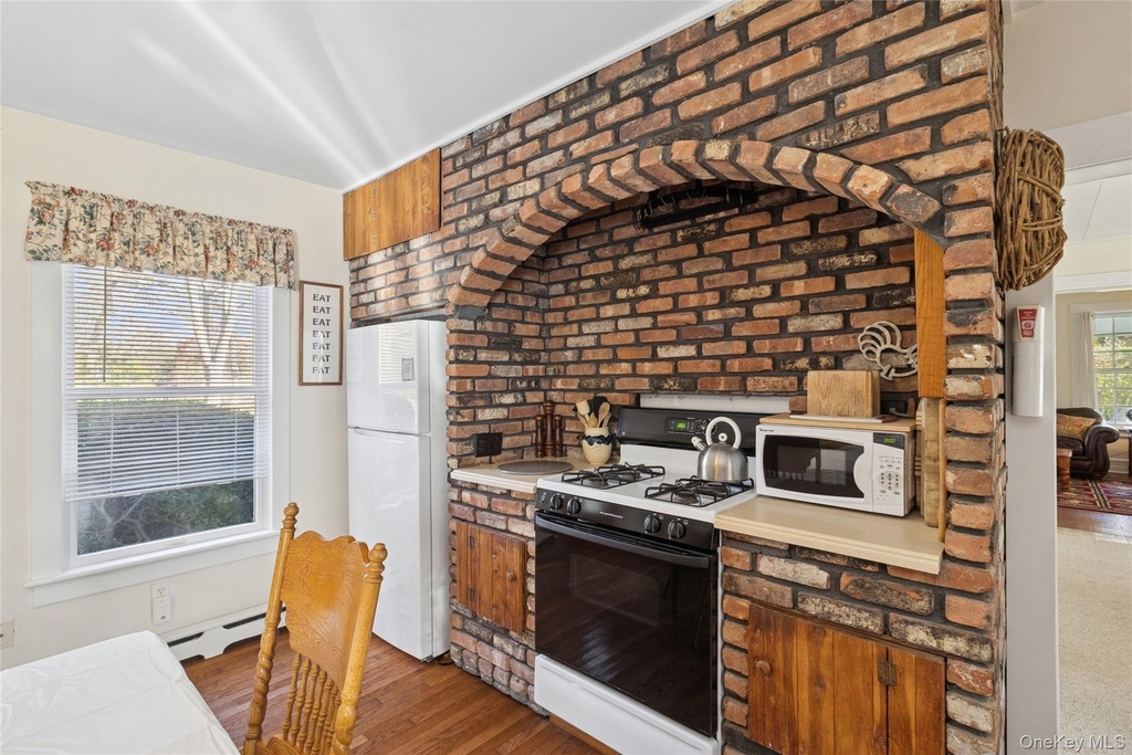 718 Montauk Highway - Photo 11
