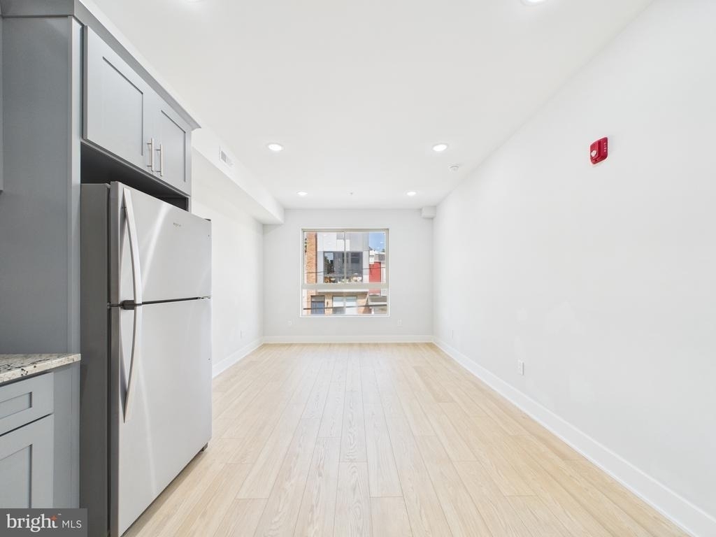 5208 Chancellor Street - Photo 3