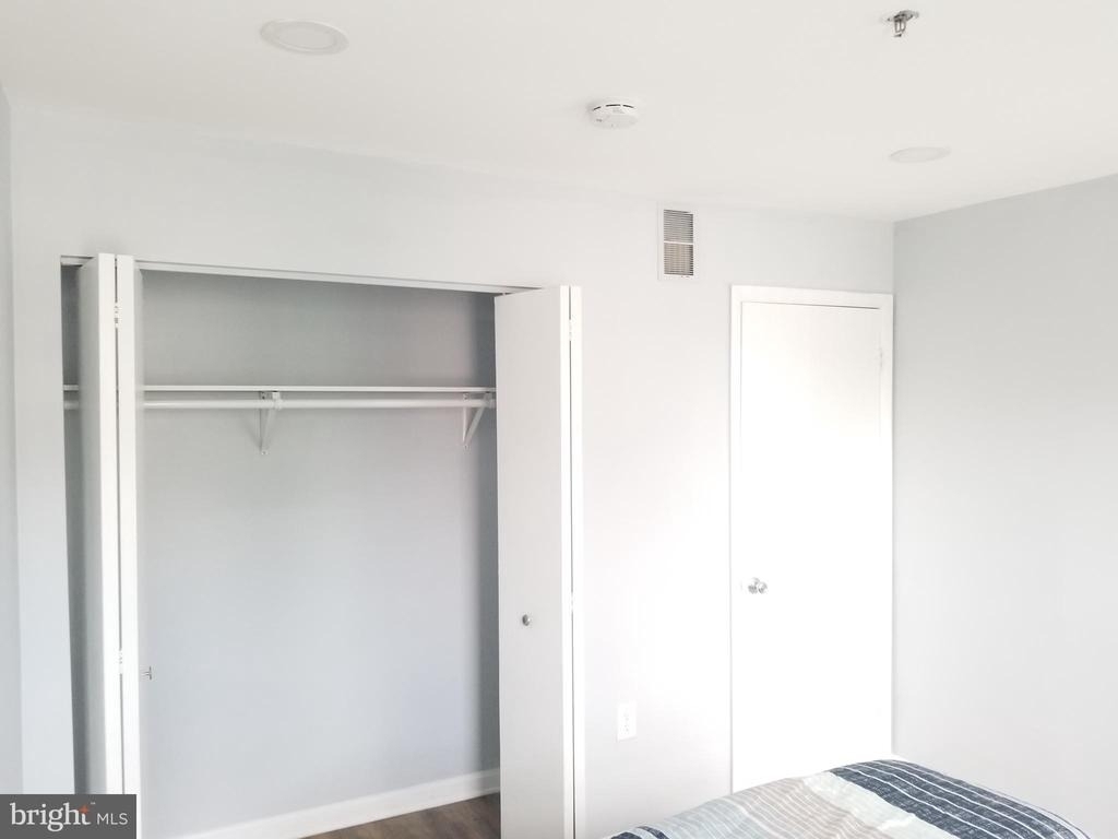 1624 W Lexington Street - Photo 9