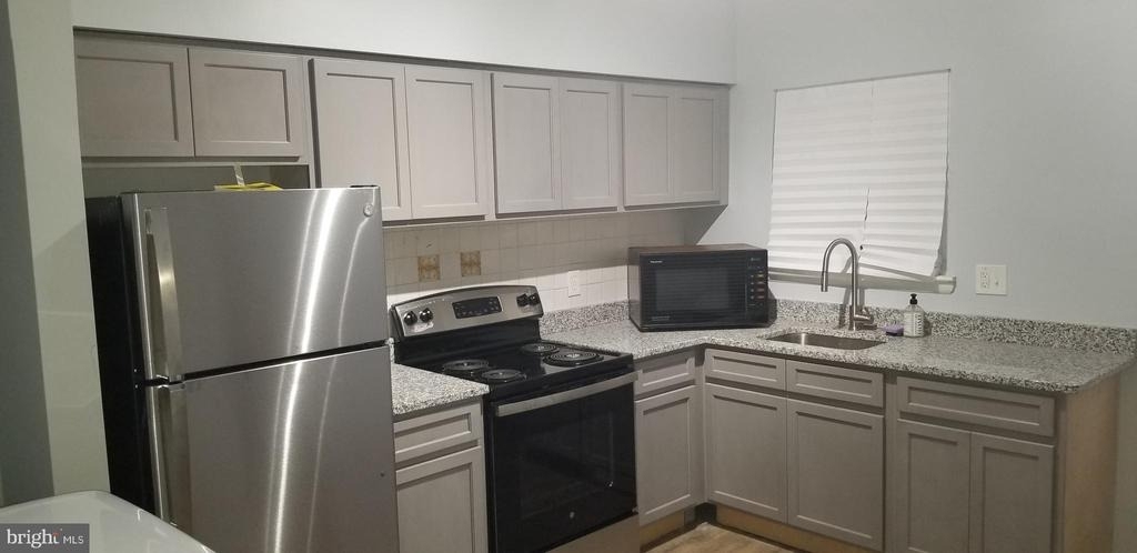 1624 W Lexington Street - Photo 16