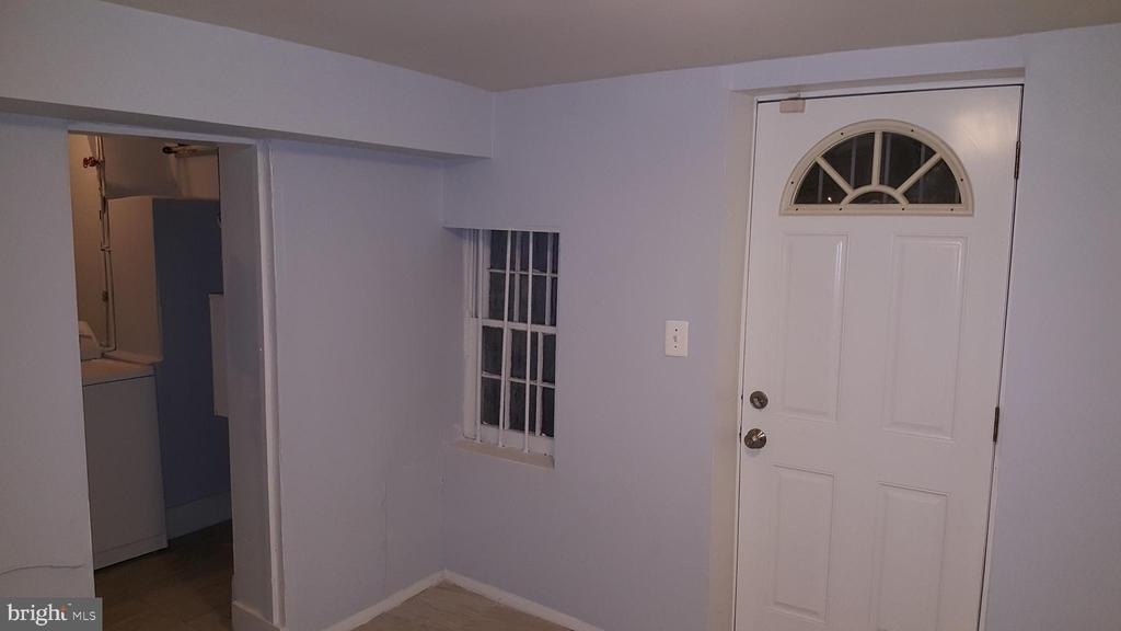 624 Stirling Street - Photo 23