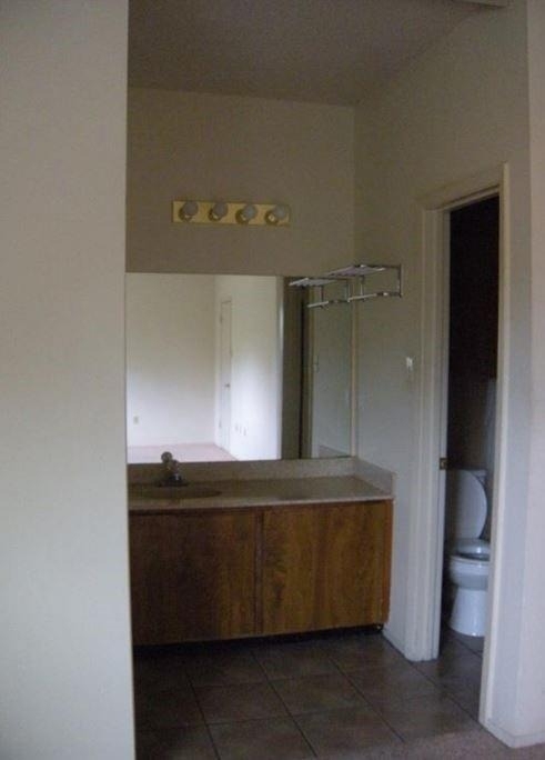 114 E 31st St - Photo 7