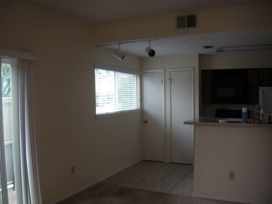 114 E 31st St - Photo 1